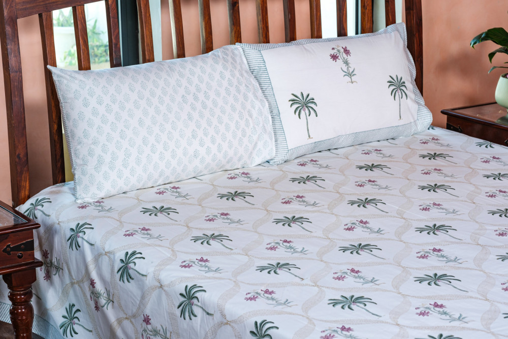 Image of Queen Size Percale Fine Cotton Bedspread with 2 Pillow Cases | 100869