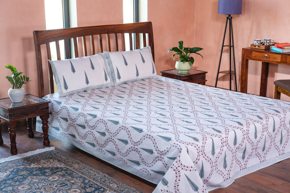 Image of Queen Size Percale Fine Cotton Bedspread with 2 Pillow Cases | 100873