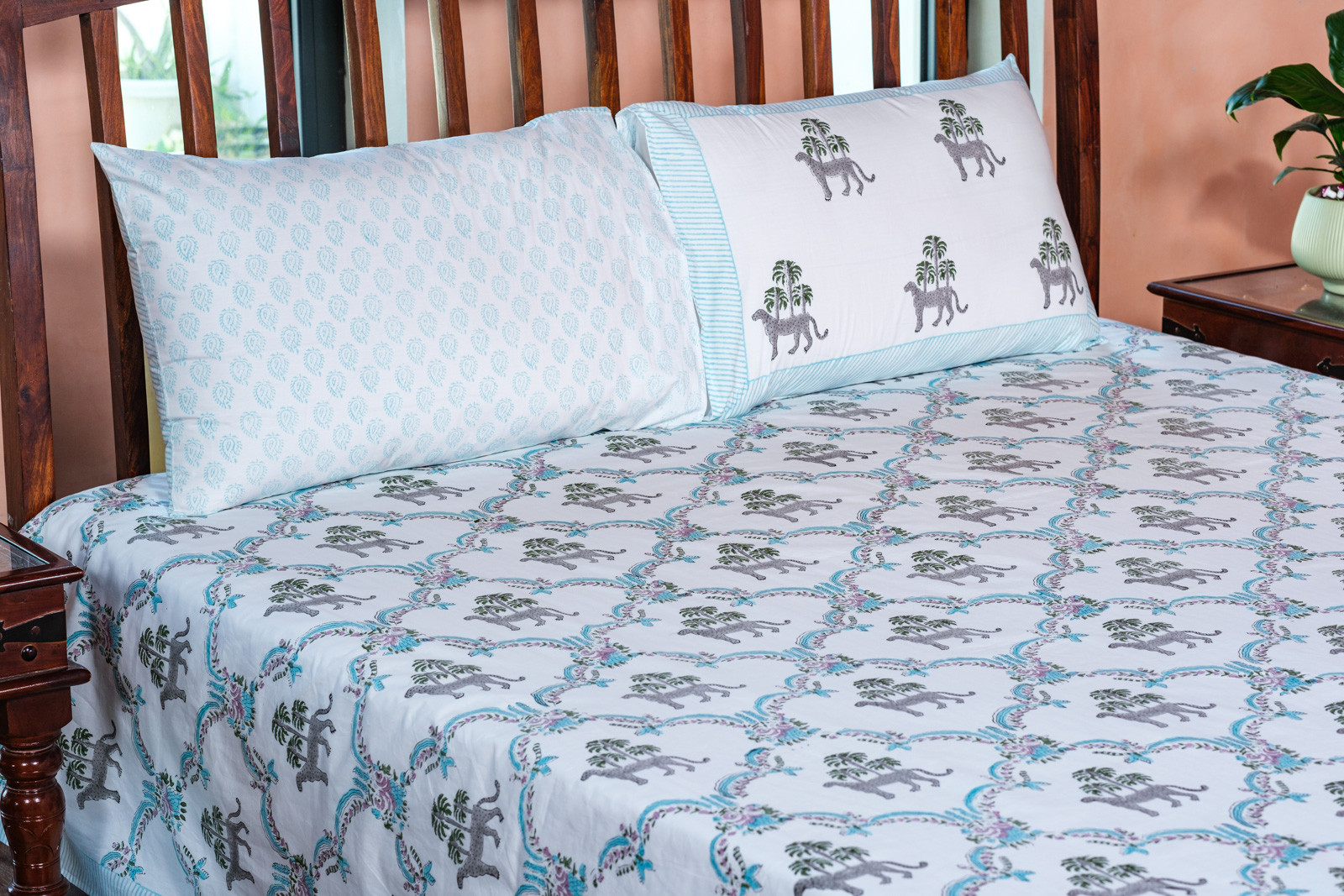 Queen Size Percale Fine Cotton Bedspread with 2 Pillow Cases 100880