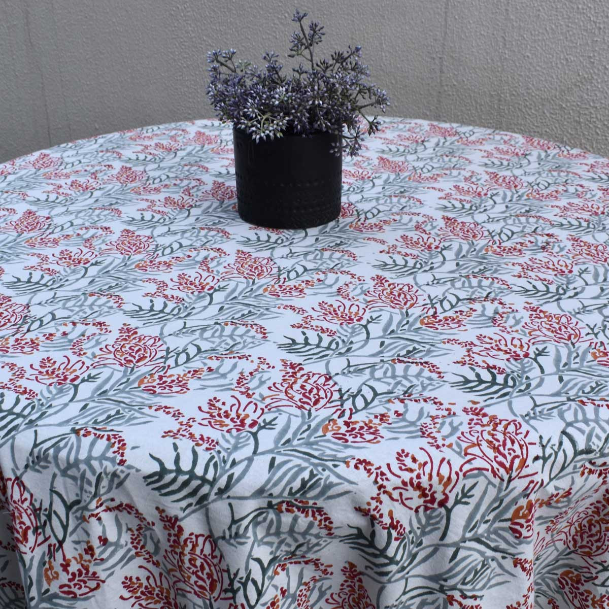Round 220 cms Cotton French Design Table Cover  Lilas Tango Lily 202508