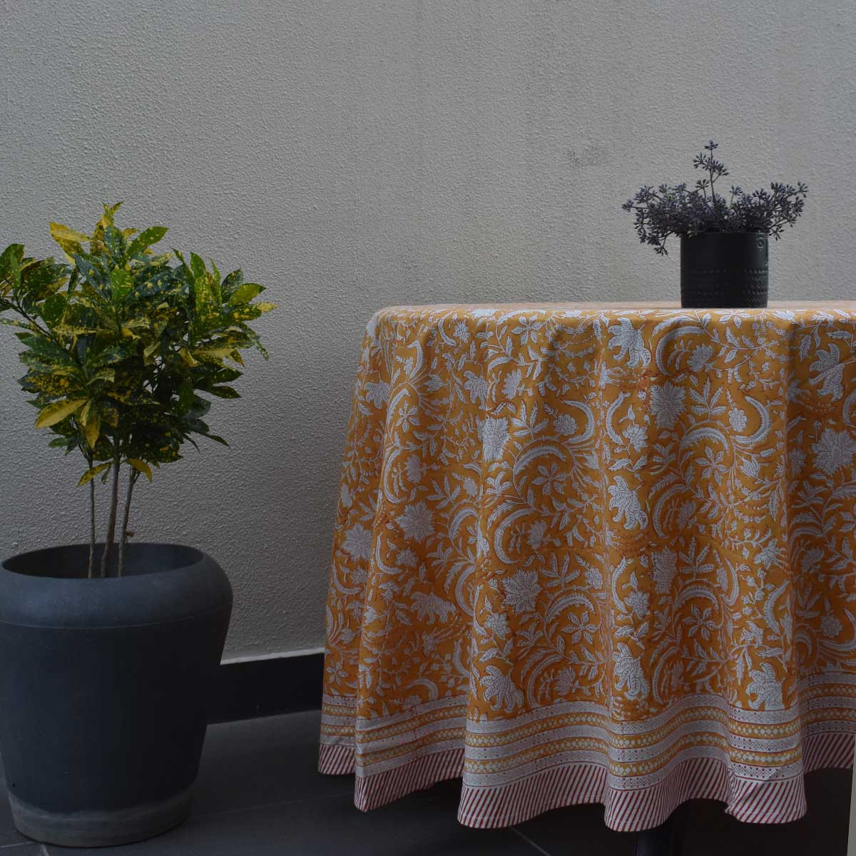 Round 220 cms Cotton French Design Table Cover Wild Flower Mustard 202401