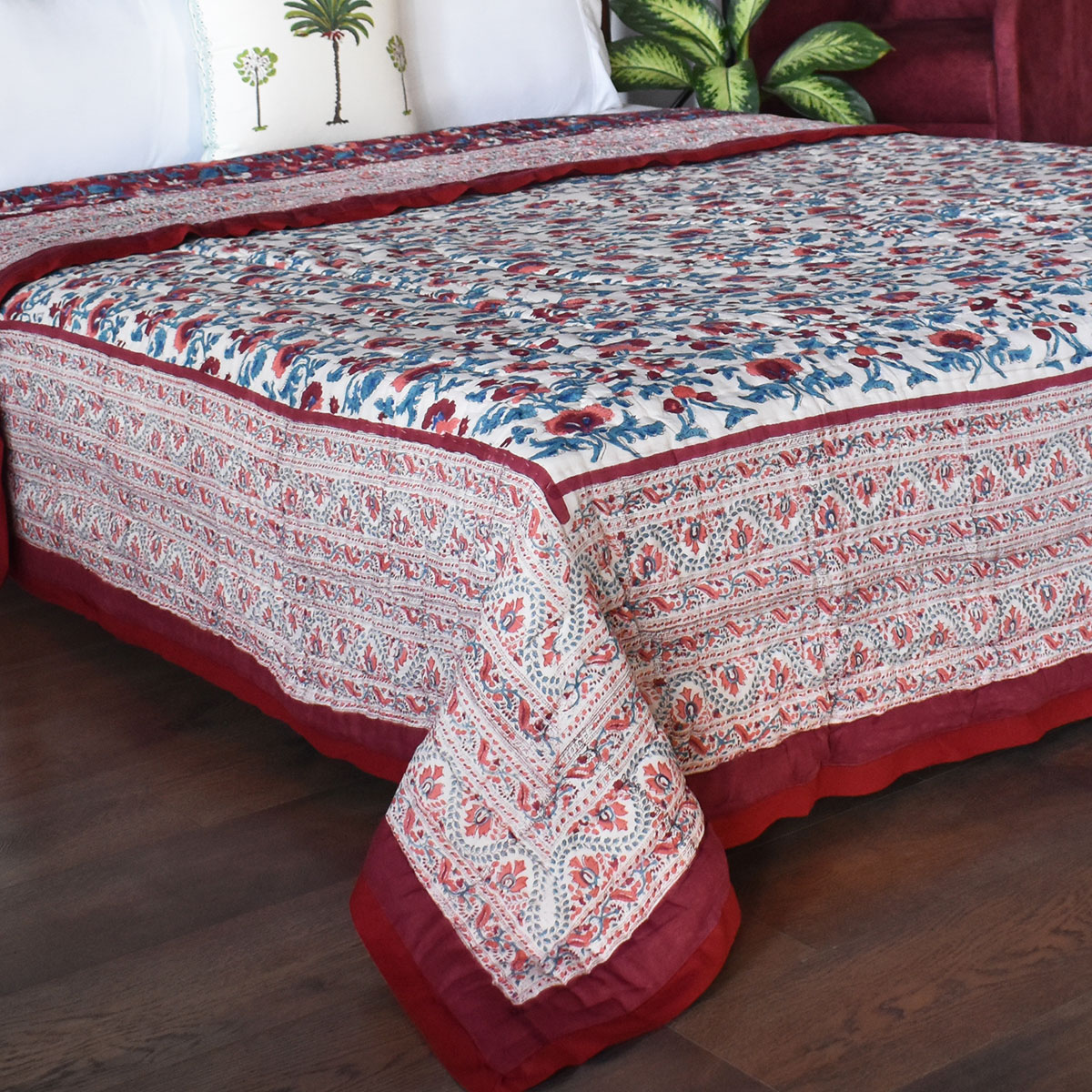 Hand Block Printed Cotton Queen Size Quilt Rukhsana Maroon Gud 105823