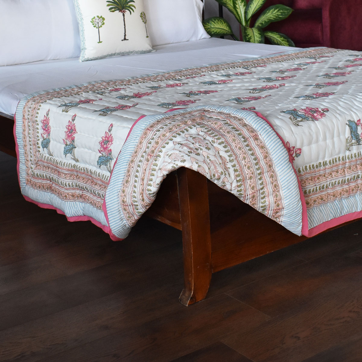 Hand Block Printed Cotton Twin Size Quilt Castle Creeper 251210