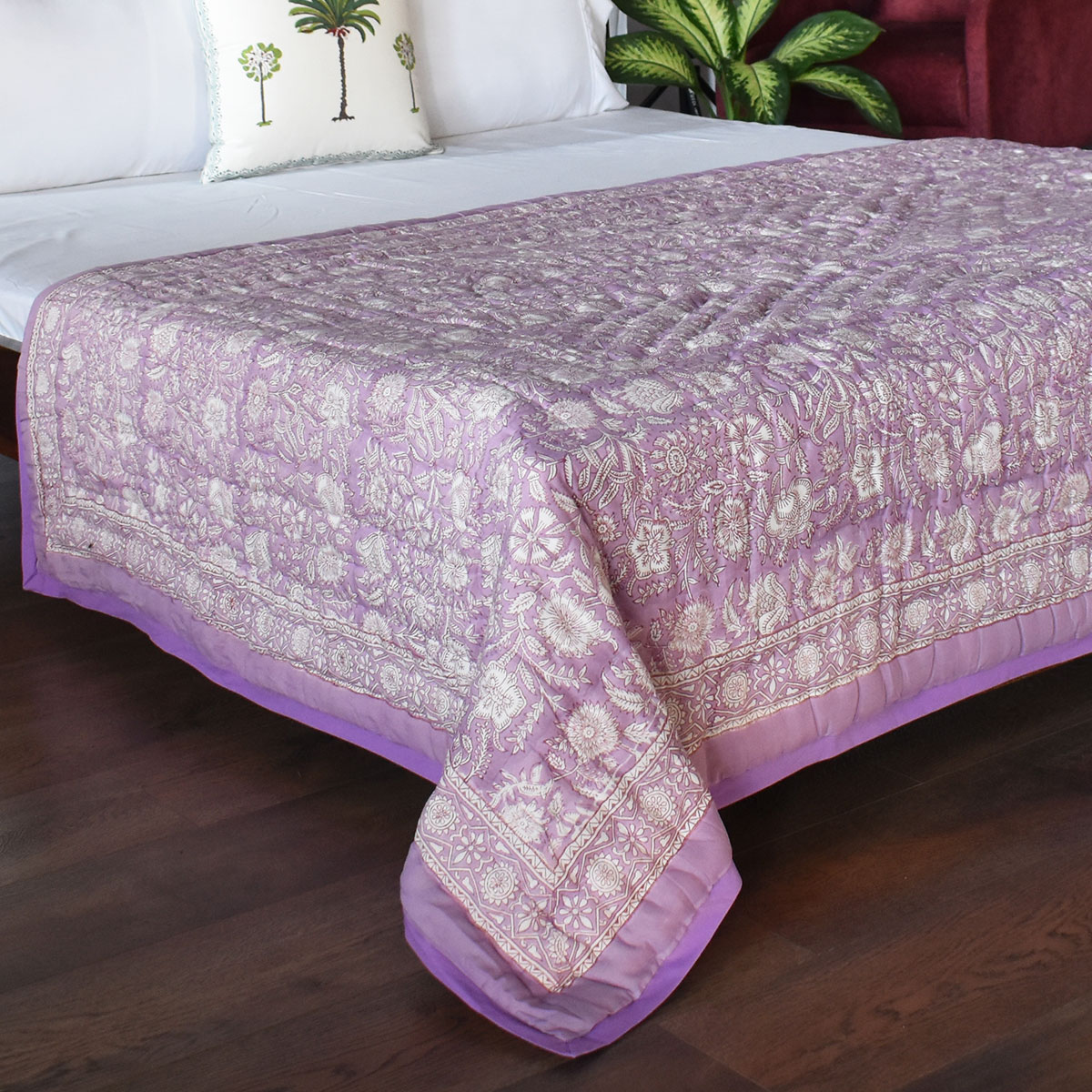 Hand Block Printed Cotton Twin Size Quilt   Dazzling Violet Palace 251208