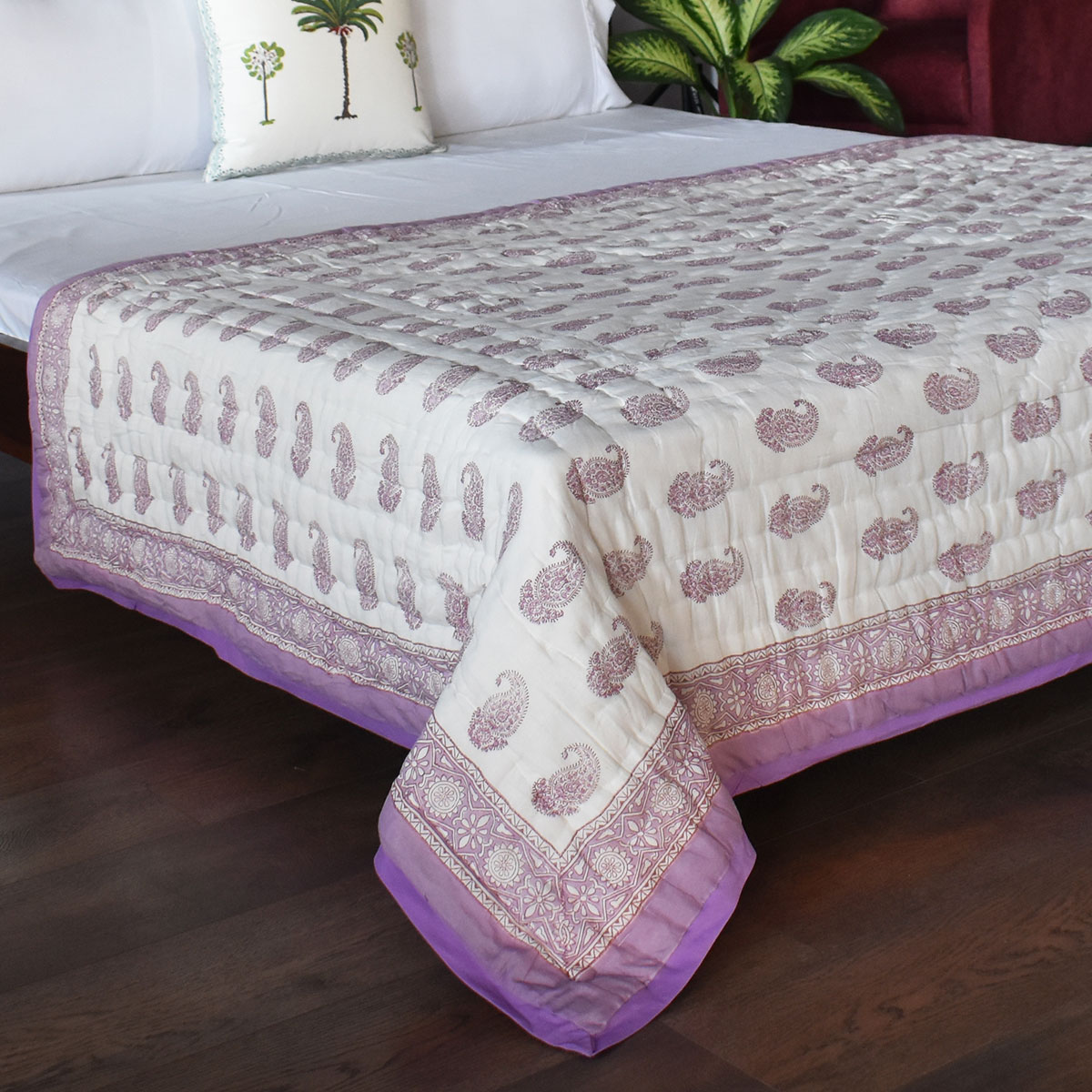 Hand Block Printed Cotton Twin Size Quilt Dazzling Violet Palace 251208