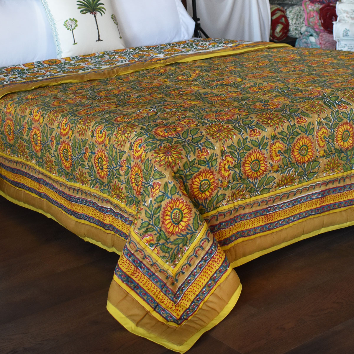 Hand Block Printed Cotton Queen Size Quilt Surajmukhi Canary Gud 102383