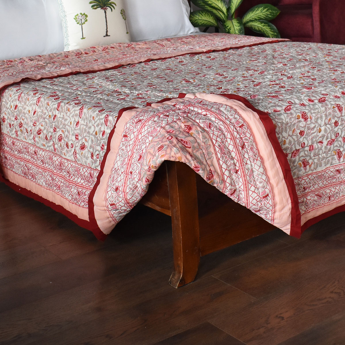 Hand Block Printed Cotton Queen Size Quilt  Waterlily Pink Gud 906174