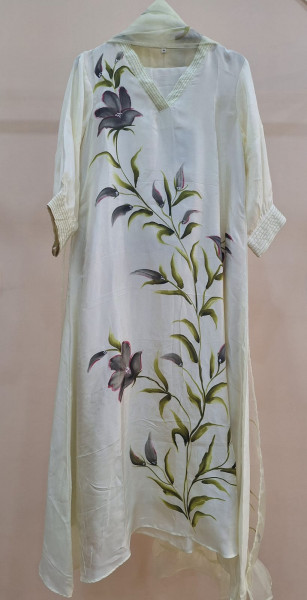 WHITE HANDPAINTED SUIT SET