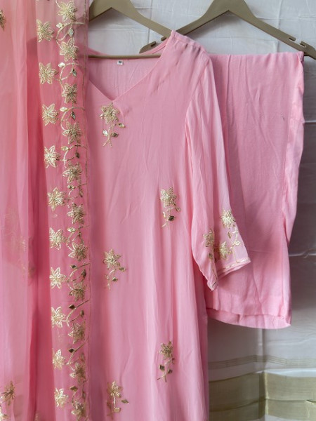 BABYPINK GEORGETTE KACCHAGOTA WORK SUIT SET
