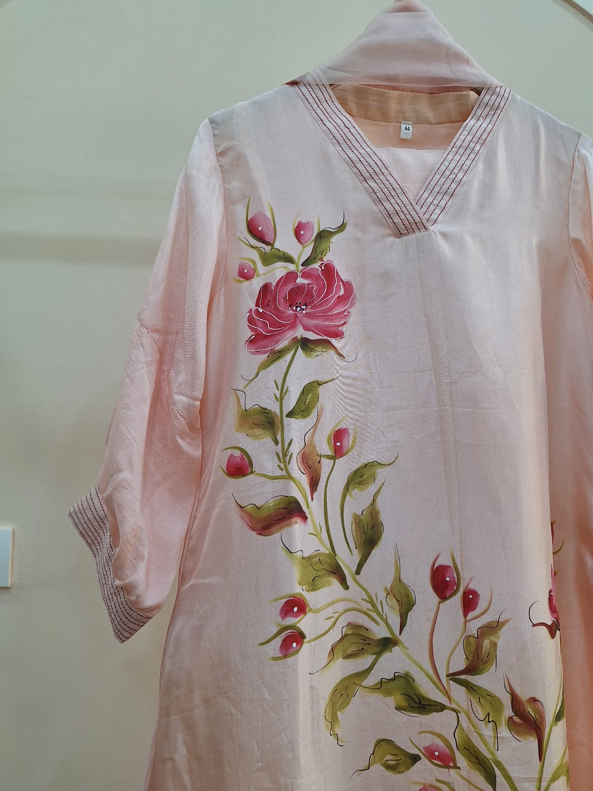 LIGHT PEACH HANDPAINTED SUIT SET