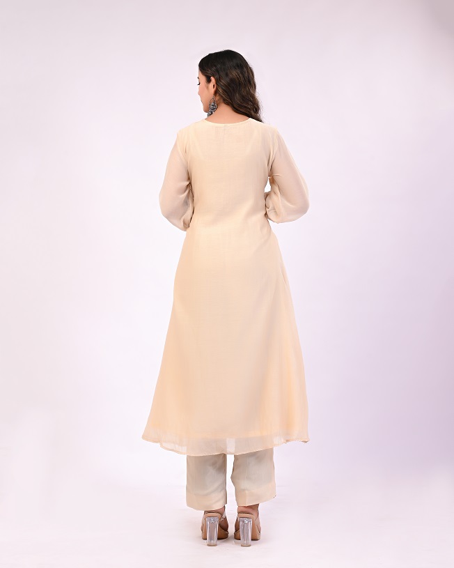 OFFWHITE MULCHANDERI HANDWORK SUIT SET