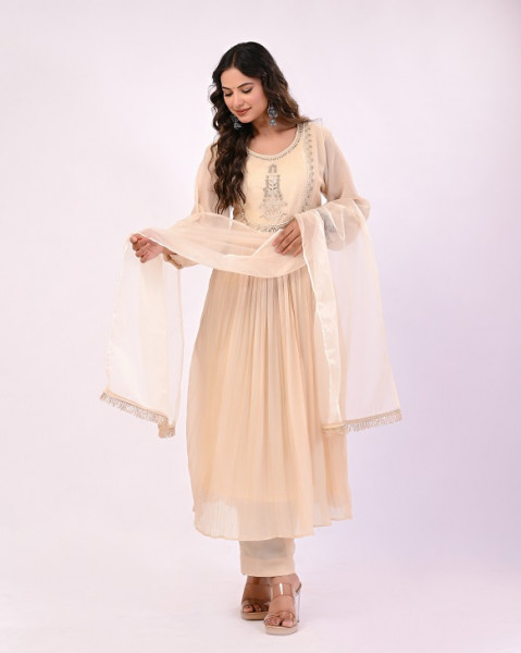 OFFWHITE MULCHANDERI HANDWORK SUIT SET