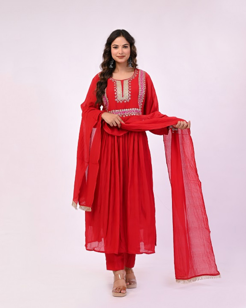 Image of RED HANDWORK MULCHANDERI SUIT SET
