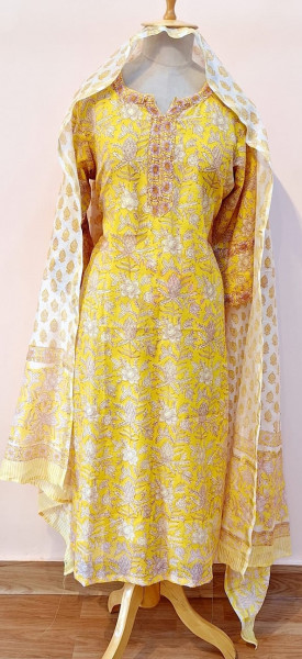 LIGHT YELLOW PRINTED CHANDERI SUIT PANT AND DUPATTA SET