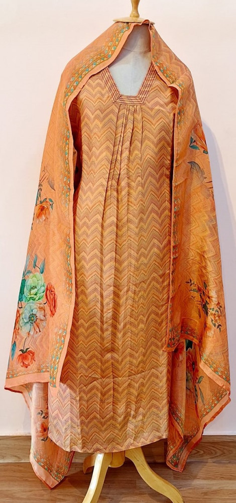 Image of PEACH PRINTED TISSUE SUIT PANT AND DUPATTA SET
