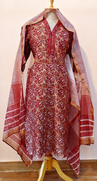 RED BROWN PRINTED CHANDERI SUIT PANT AND DUPATTA SET