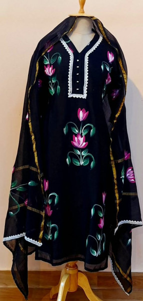 BLACK PRINTED CHANDERI SUIT PANT AND DUPATTA SET