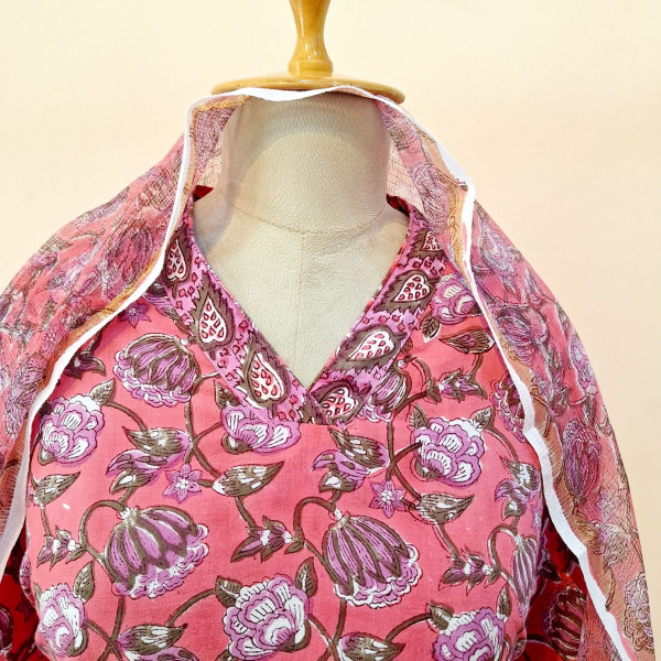 PEACH PRINTED COTTON SUIT PANT AND DUPATTA SET