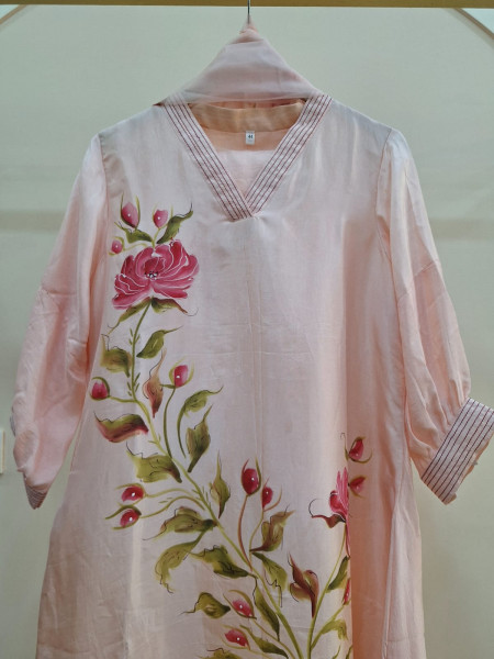 LIGHT PEACH HANDPAINTED SUIT SET