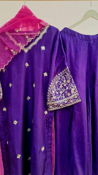 RANIPURPLE KURTI AND GARARA HANDWORK SUMMERSILK SUIT SET