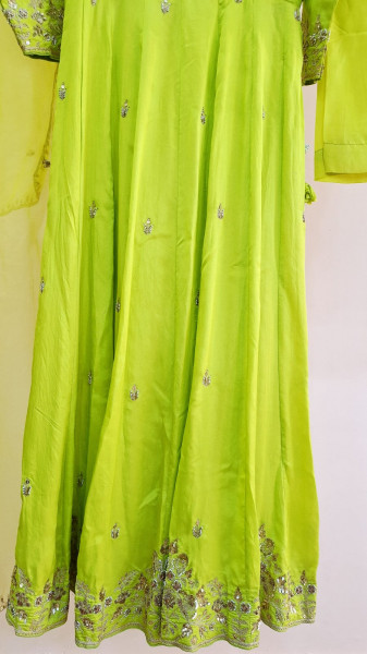 LIRIL GREEN HANDWORK ANGRAKHA SET