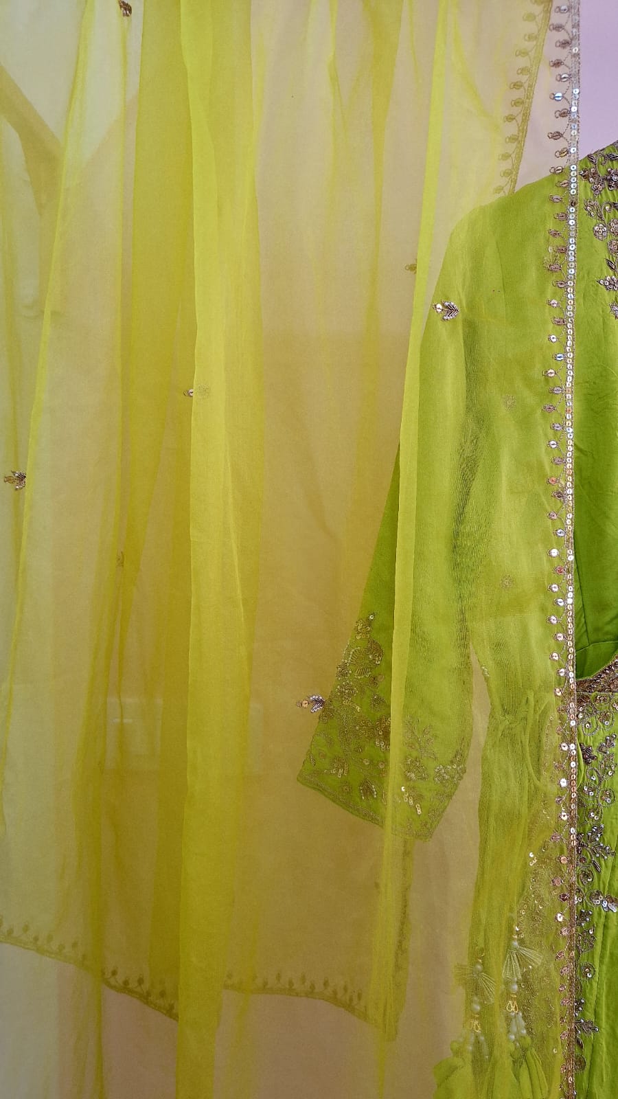 LIRIL GREEN HANDWORK ANGRAKHA SET