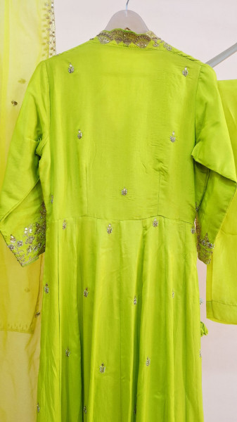 LIRIL GREEN HANDWORK ANGRAKHA SET