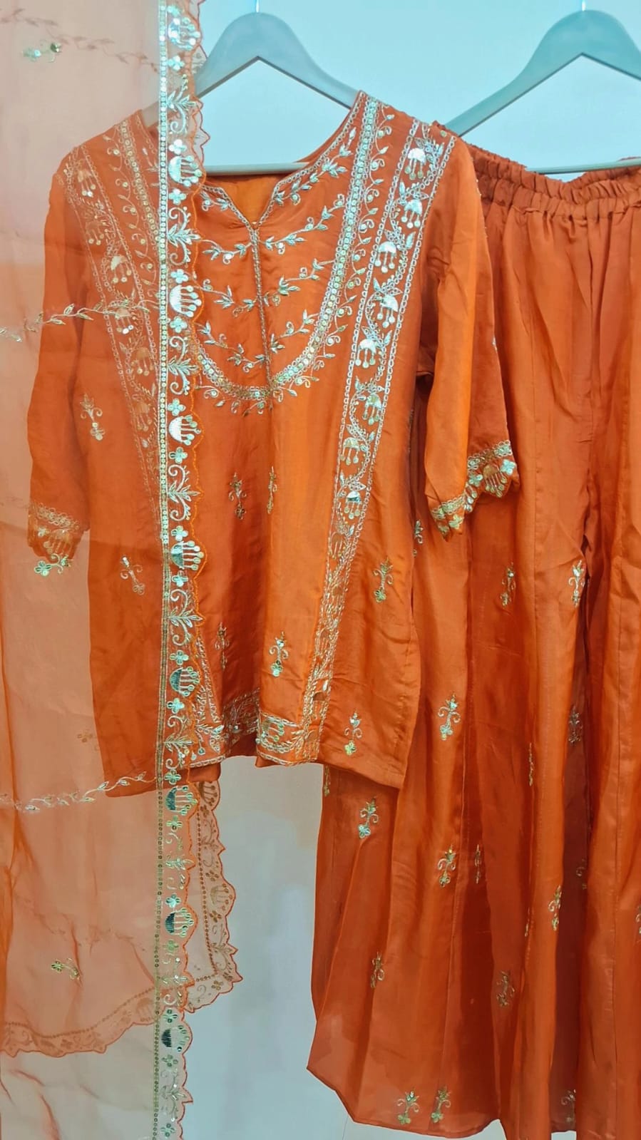 RUSTORANGE HANDWORK SHORT KURTI AND FLAYED PLAZO WITH PURE ORGANZA DUPPTTA SET