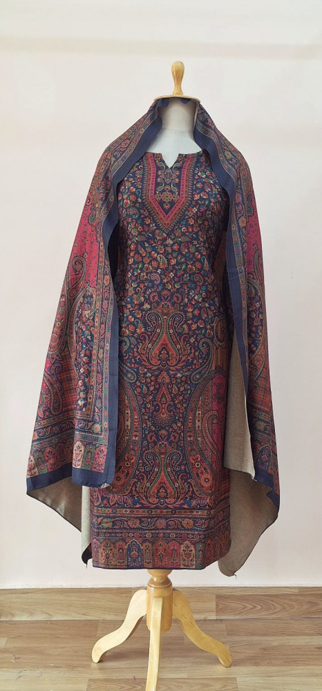 Image of BLUE PRINTED WOOLLEN SUIT SET