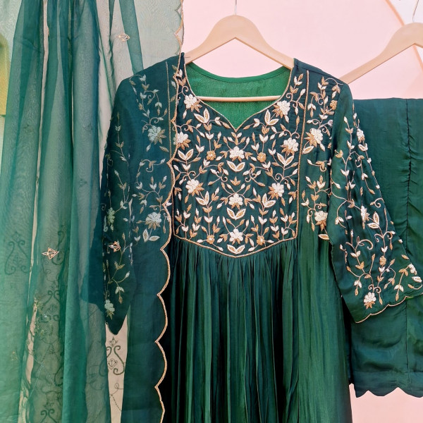 BOTTLE GREEN SUMMER SILK HANDWORK  SUIT SET