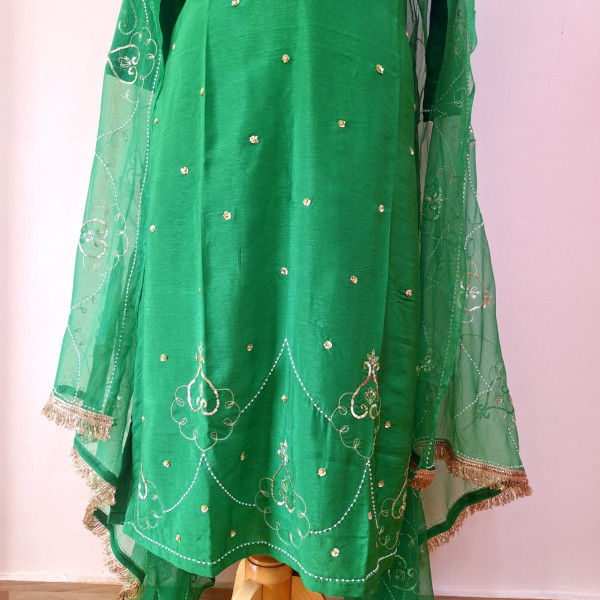 GREEN HANDWORK KURTI PANT DUPATTA SET