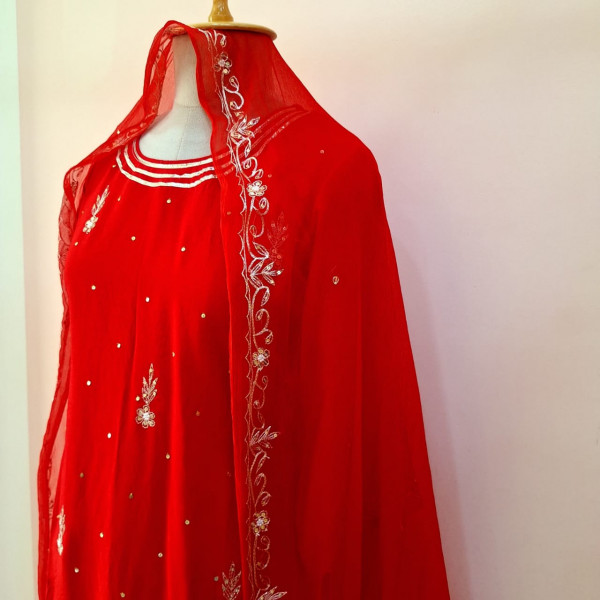 RED HANDWORK KURTI PANT WITH CHIFFON DUPATTA SET
