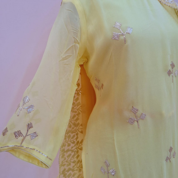 LIGHT YELLOW KACHHA GOTA HANDWORK SUIT AND PANT WITH DUPATTA SET