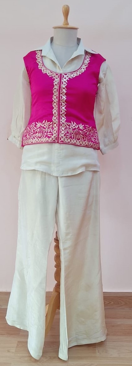 RANI PINK AND WHITE HANDWORK SHIRT BELL BOTTOM WITH KOTI SET