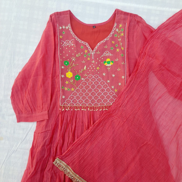 PEACH MUL CHANDERI HANDWORK SUIT PANT AND DUPATTA SET