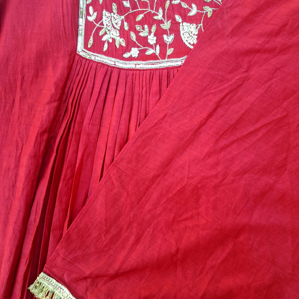 RED MUL CHANDERI HANDWORK SUIT PANT AND DUPATTA SET