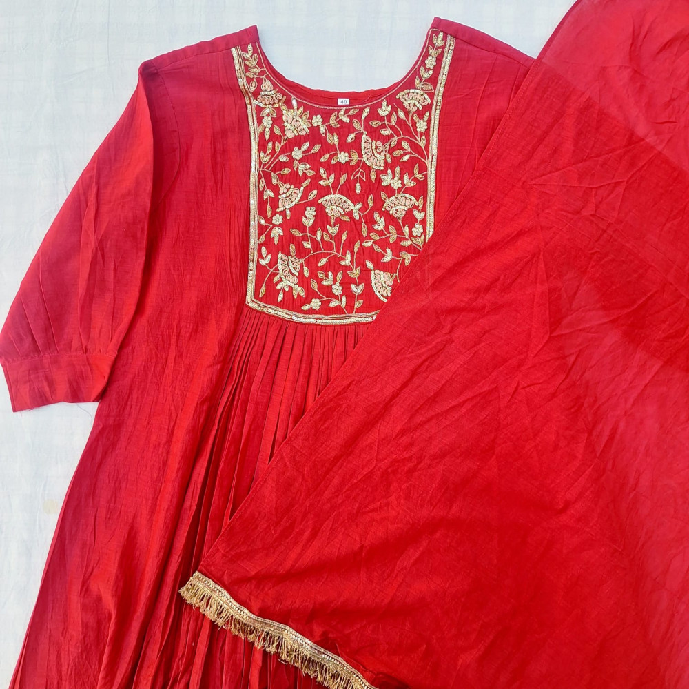 Image of RED MUL CHANDERI HANDWORK SUIT PANT AND DUPATTA SET
