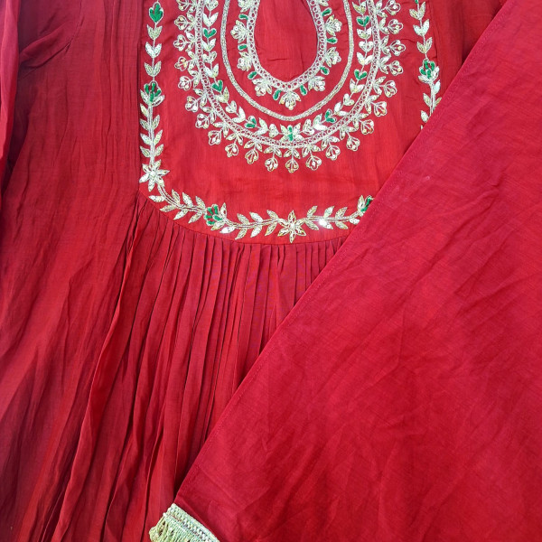RED MUL CHANDERI HANDWORK SUIT PANT AND DUPATTA SET