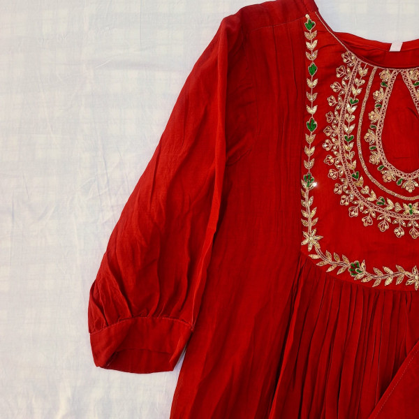 RED MUL CHANDERI HANDWORK SUIT PANT AND DUPATTA SET