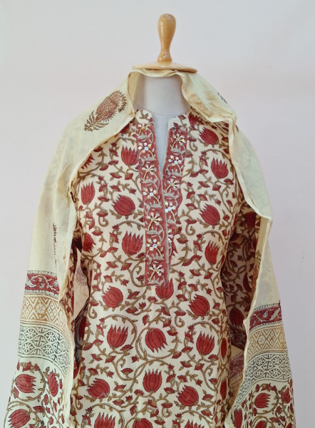 LIGHT SKINNY PRINTED CHANDERI HANDWORK  SUIT PANT AND DUPATTA SET