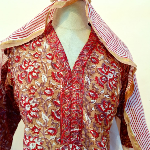 RED BROWN PRINTED CHANDERI SUIT PANT AND DUPATTA SET