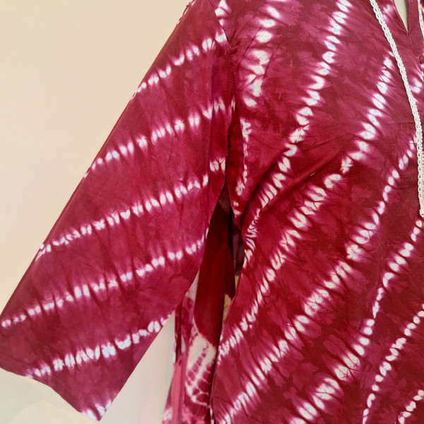 MAROON CHIFFON SHIBORI PRINTED COTTON SUIT PANT AND DUPATTA SET