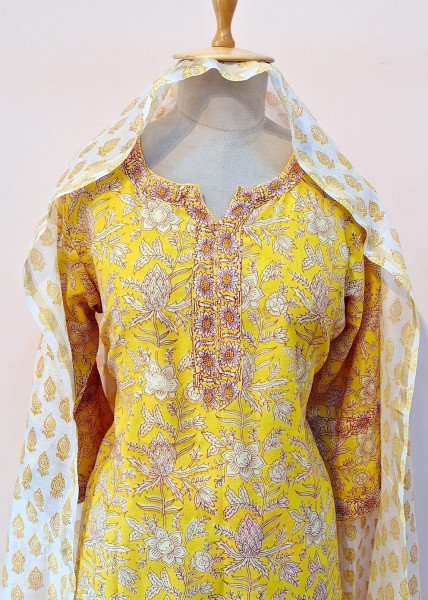LIGHT YELLOW PRINTED CHANDERI SUIT PANT AND DUPATTA SET