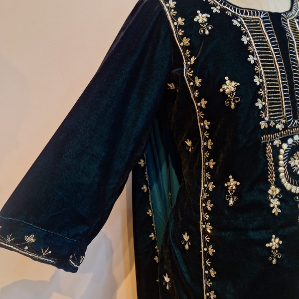 GREENISH BLUE VELVET HANDWORK SUIT PANT AND DUPATTA SET