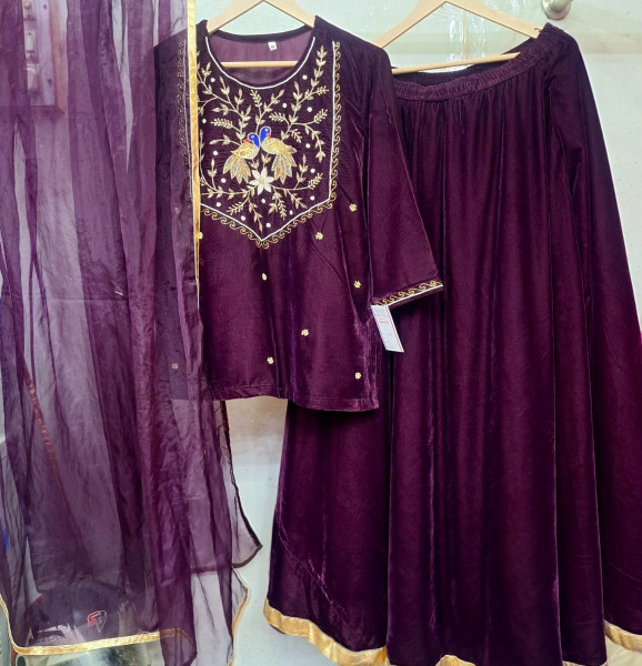 WINE HANDWORK SHORT KURTI SKIRT AND DUPATTA SET