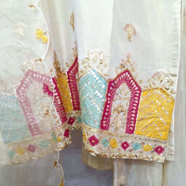 OFF WHITE HANDWORK KURTI FLAYED PLAZZO AND DUPATTA SET