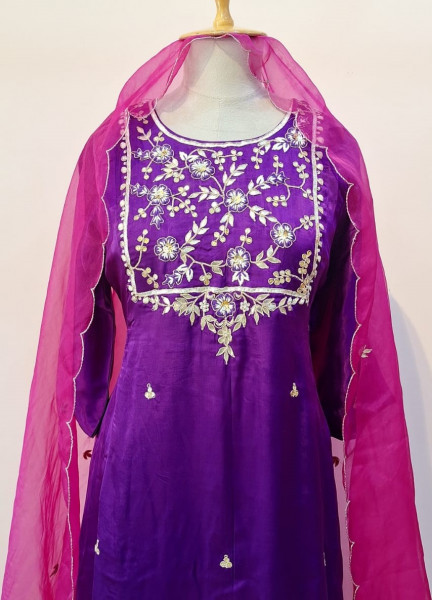 PURPLE GAJJI HANDWORK SUIT PANT AND DUPATTA SET