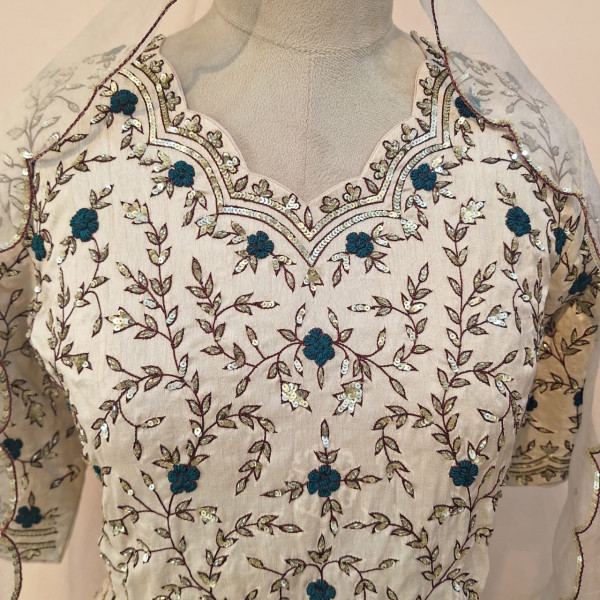 OFF WHITE HANDWORK PEPLUM SKIRT AND DUPATTA SET