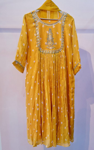 YELLOW HANDWORK KURTI PANT AND DUPATTA SET