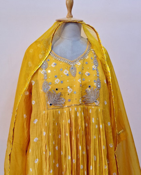 LIGHT YELLOW HANDWORK KURTI PANT AND DUPATTA SET